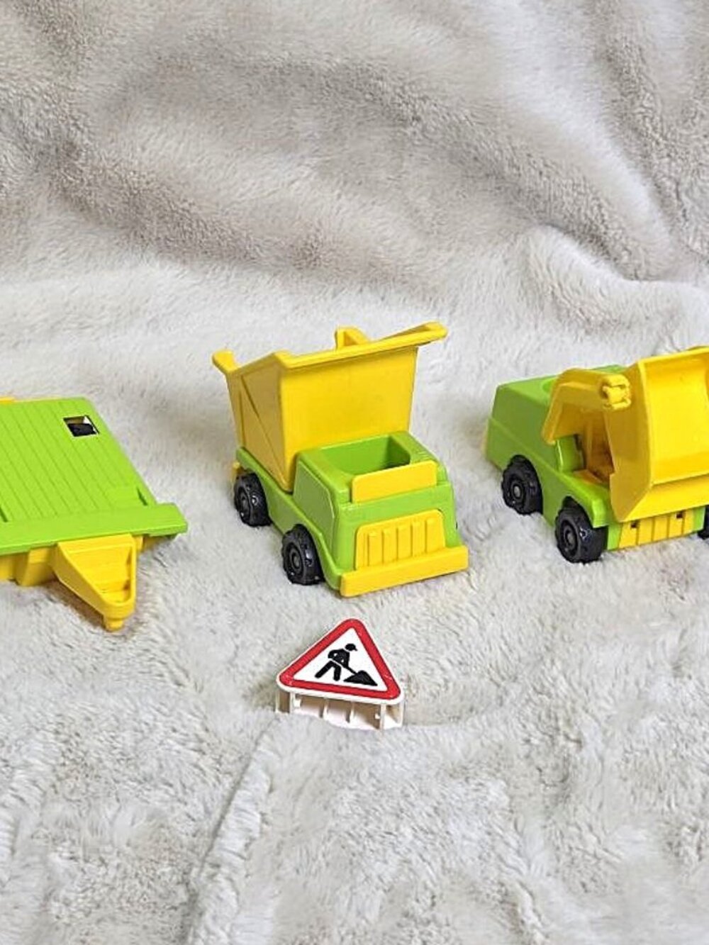 Fisher Price Vintage Little People CONSTRUCTION LOT Dump Truck Backhoe Set